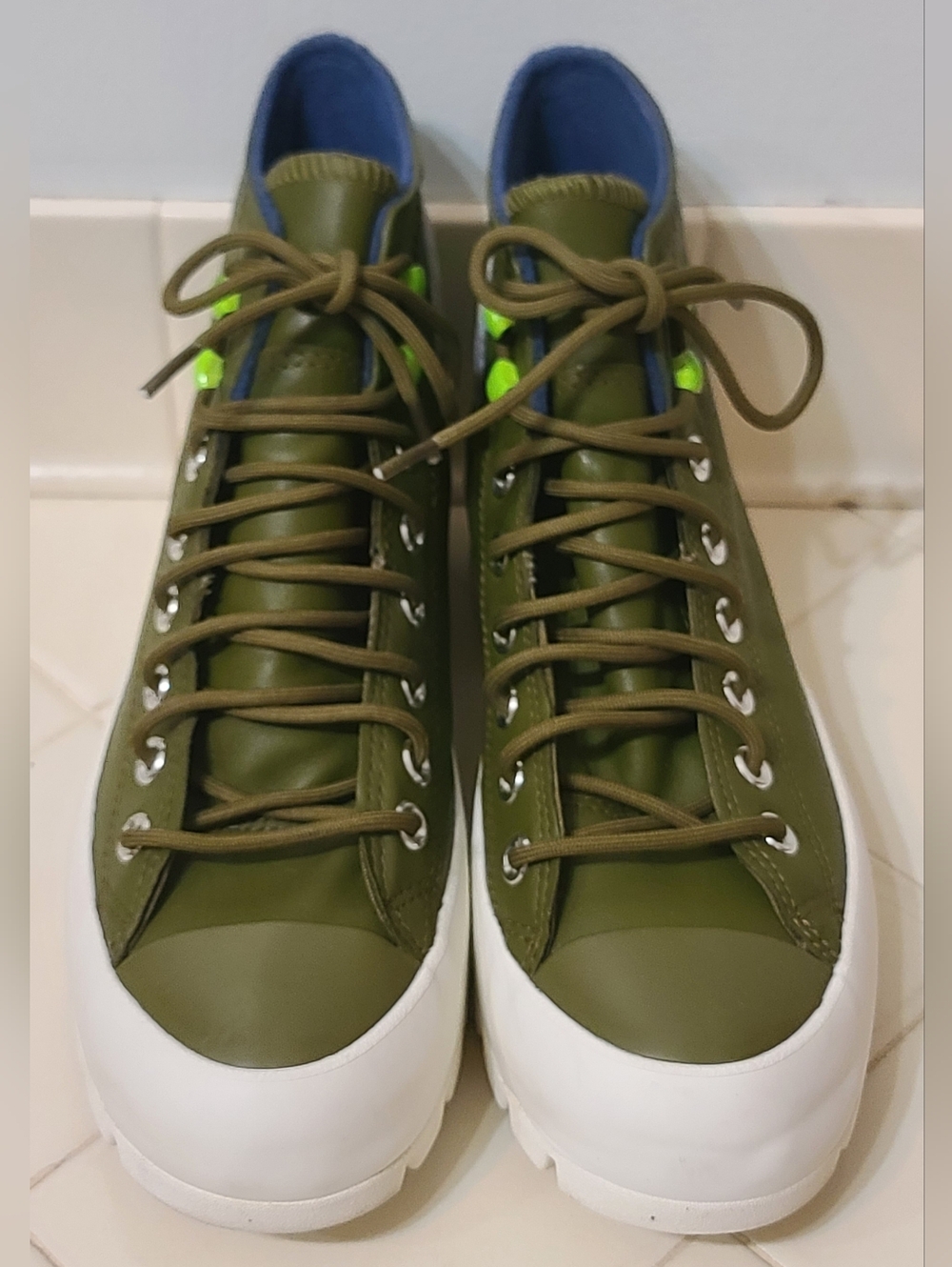 Converse Chuck Taylor All Star Lugged Gore-Tex "Army Green" Women’s Size 8.5 - Picture 3 of 8